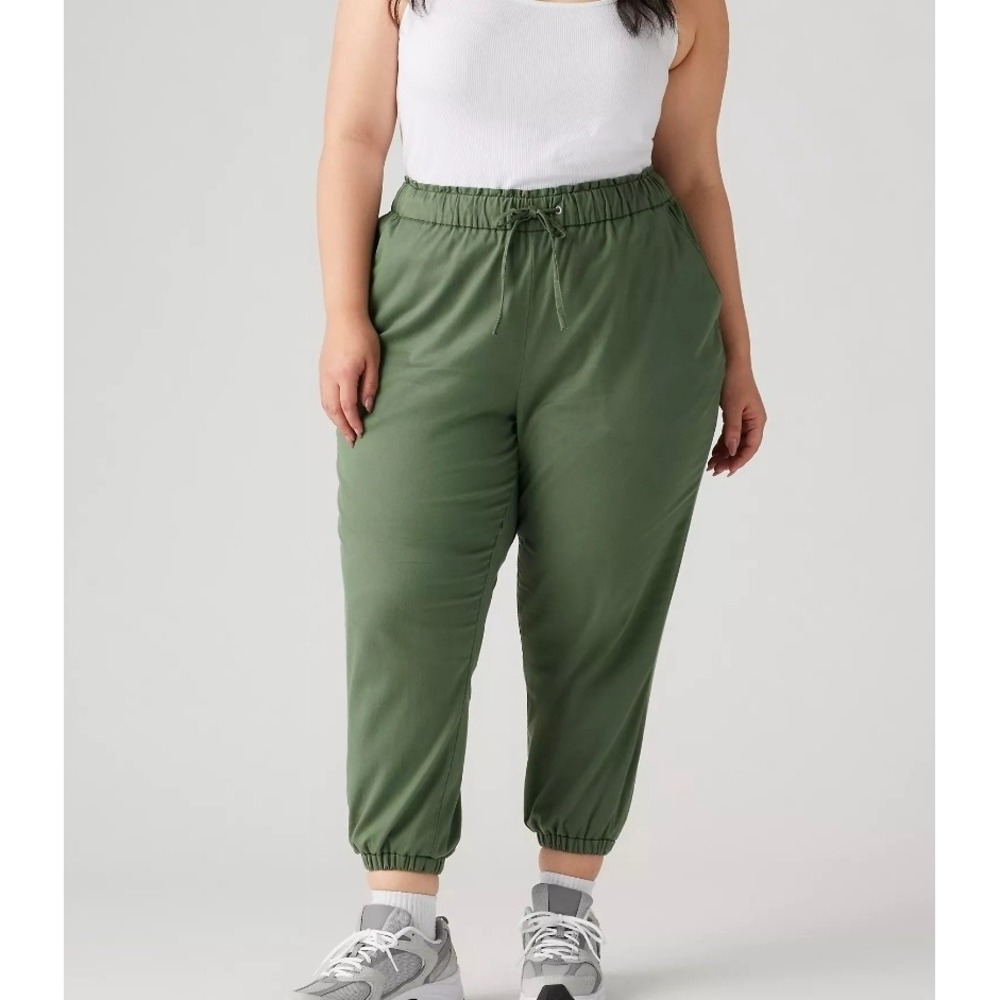 Levi's Women's Plus Size 20W Olive Green Jogger Pants Drawstring Waist NWT‎
